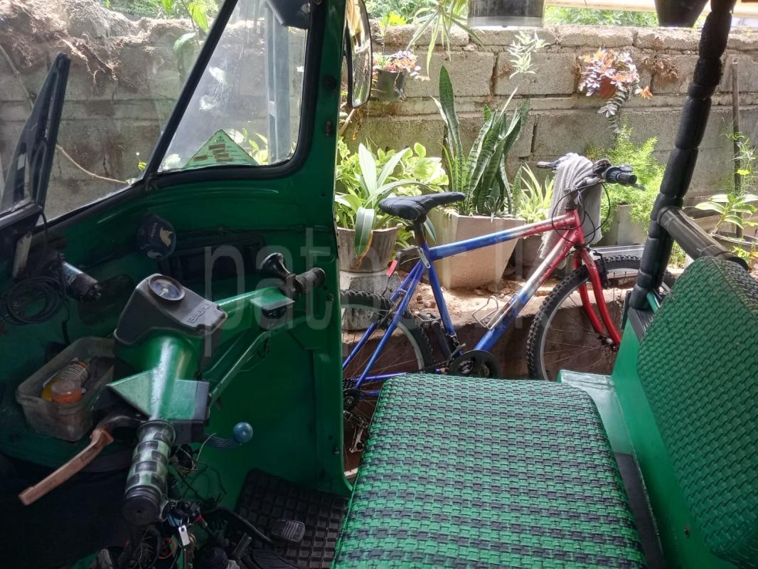 Bajaj Three Wheel 2008 - භාවිතා කරන ලද ත්‍රිරෝද රථය sale in Sri Lanka - patpat.lk