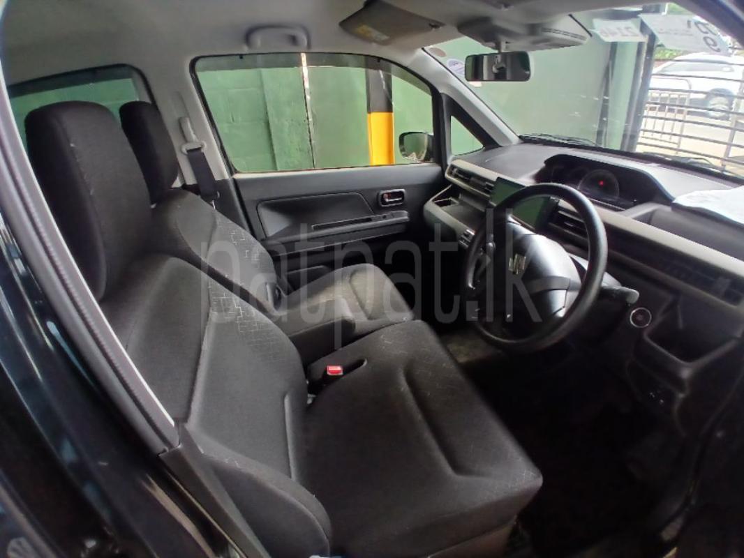 Advertisement image 6