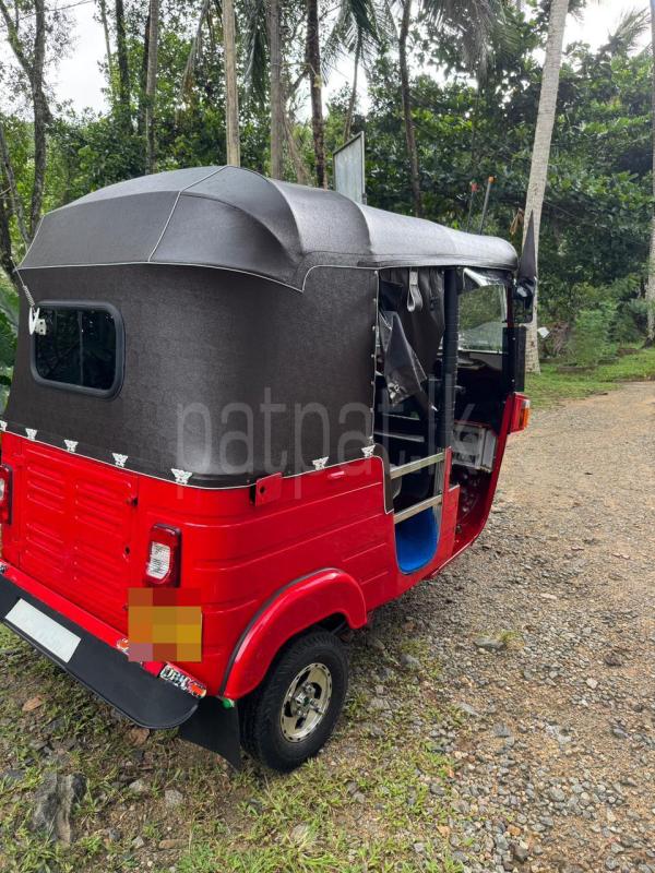 Bajaj 4 stroke 2012 - பயன்படுத்தப்பட்டது முச்சக்கர வண்டி sale in Sri Lanka - patpat.lk