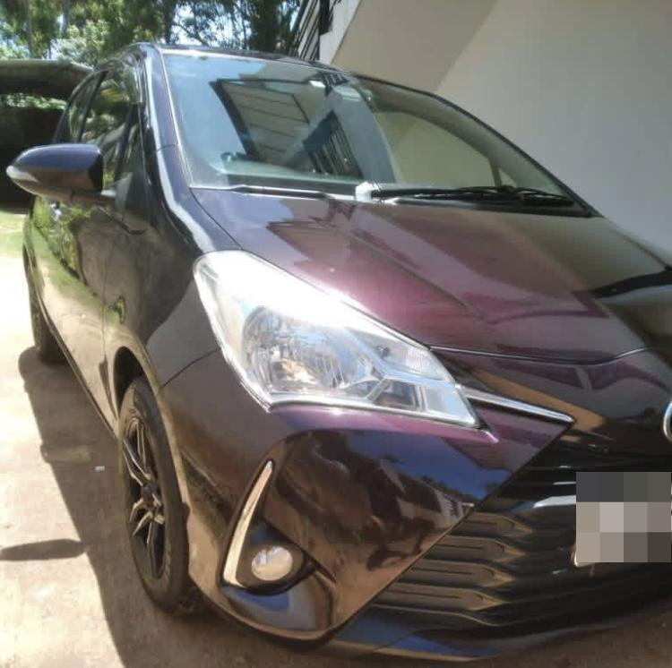Toyota Vitz 2018 - பயன்படுத்தப்பட்டது கார் sale in Sri Lanka - patpat.lk