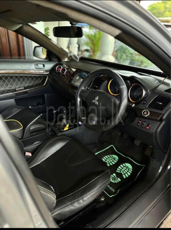 Advertisement image 4