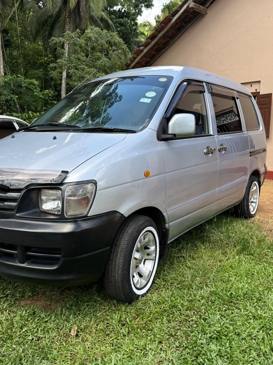 Toyota Noah 1998 - Used Car sale in Sri Lanka - patpat.lk