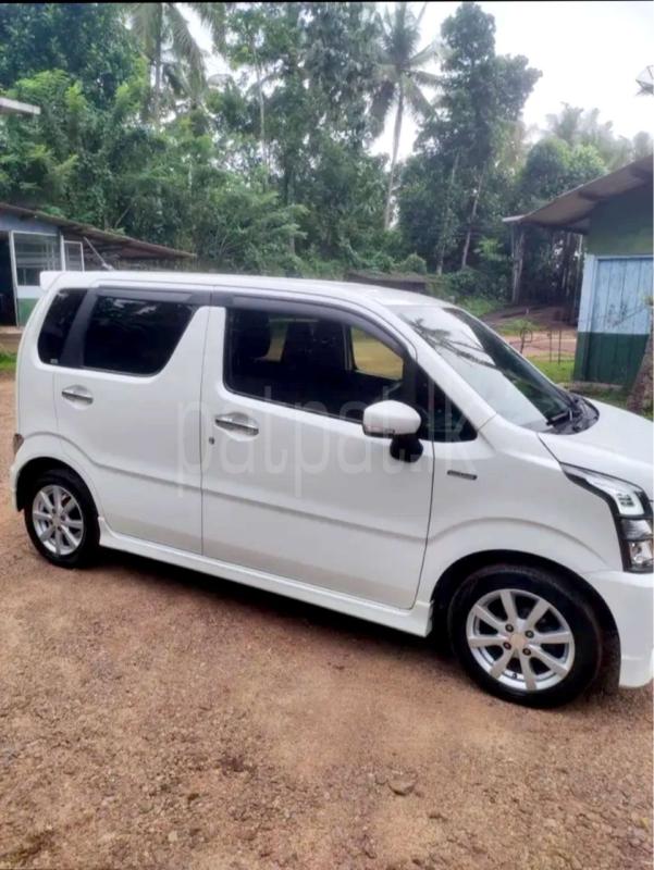 Advertisement image 6