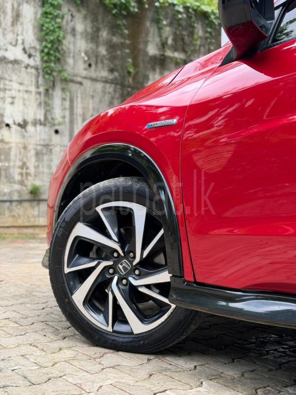 Honda Vezel 2018 - பயன்படுத்தப்பட்டது SUV sale in Sri Lanka - patpat.lk