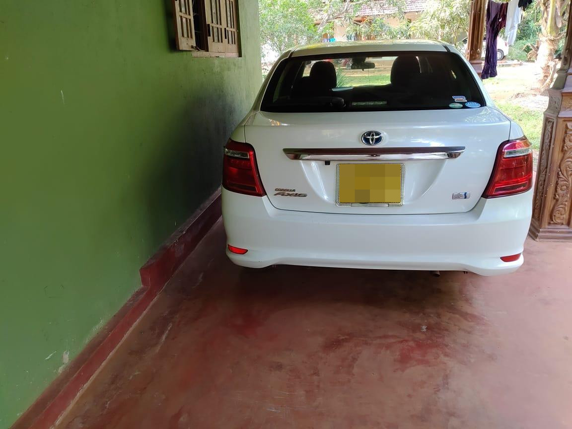 Toyota Axio 2015 - Used Car sale in Sri Lanka - patpat.lk