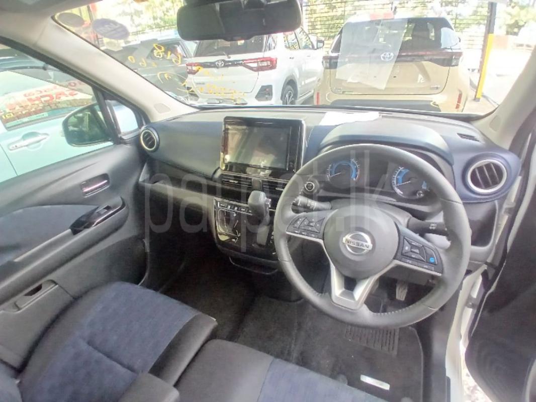 Advertisement image 6