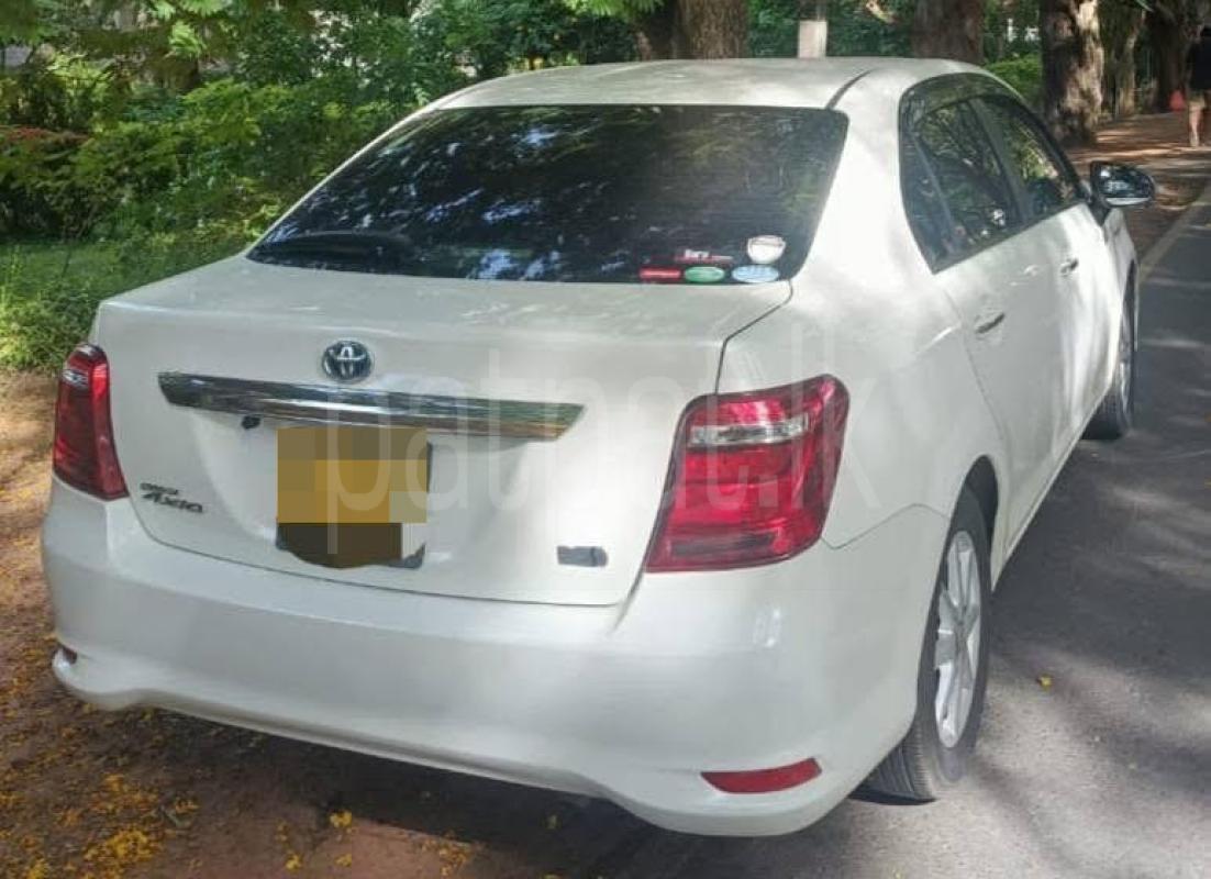 Toyota Axio 2016 - Reconditioned Car sale in Sri Lanka - patpat.lk
