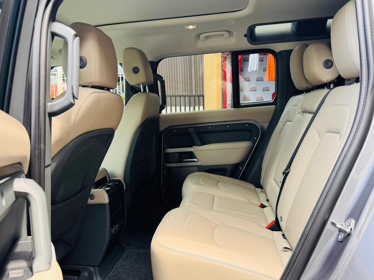 Land Rover Defender 2023 - சான்றளிக்கப்பட்டது SUV sale in Sri Lanka - patpat.lk