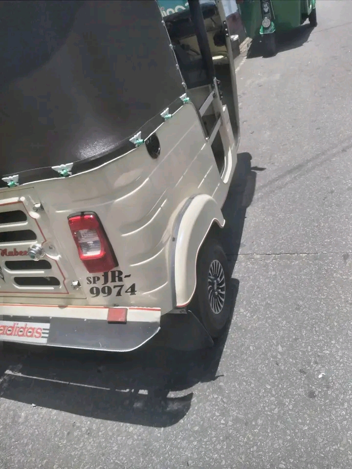 Bajaj Three Wheel 2003 - பயன்படுத்தப்பட்டது முச்சக்கர வண்டி sale in Sri Lanka - patpat.lk