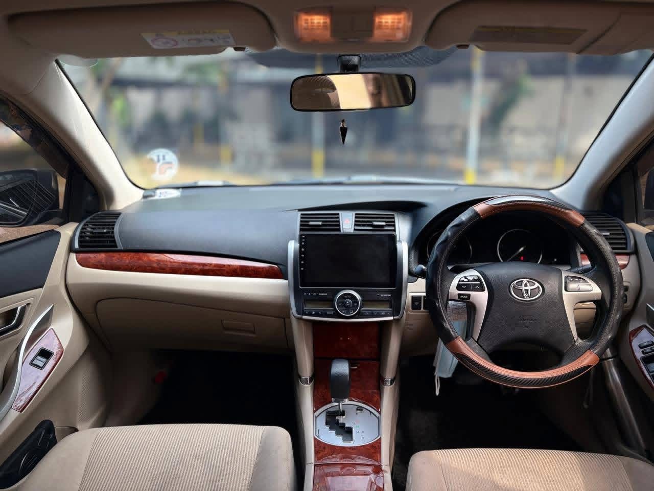 Toyota Premio 2013 - பயன்படுத்தப்பட்டது கார் sale in Sri Lanka - patpat.lk