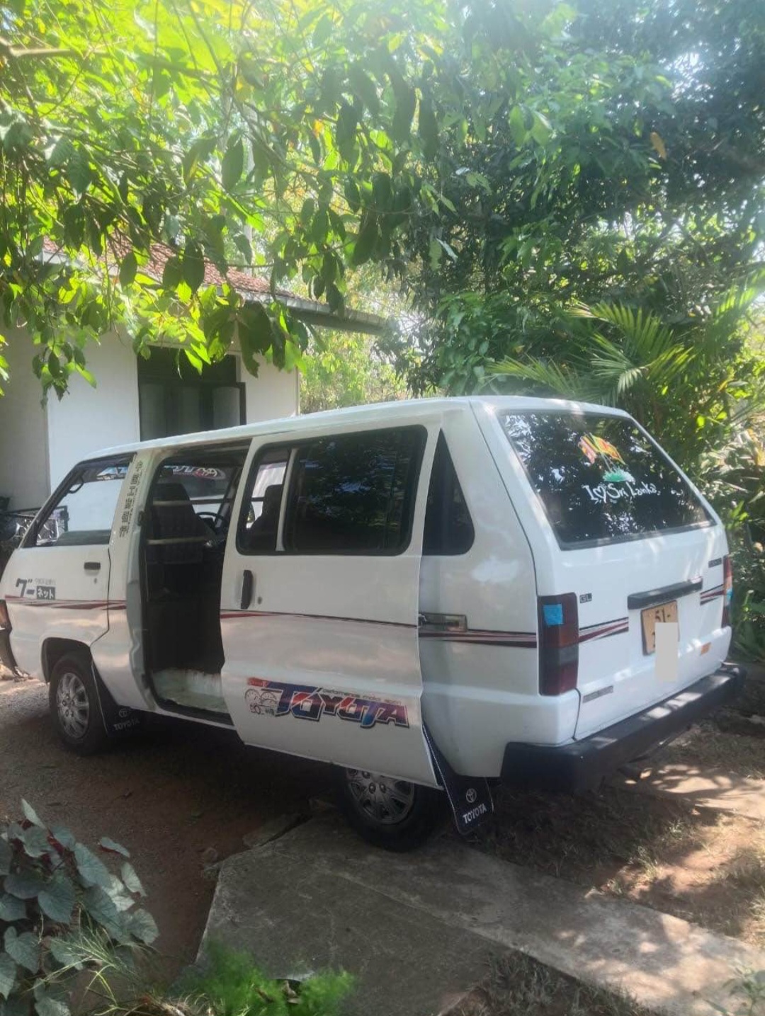 Toyota TownAce 1985 - භාවිතා කරන ලද වෑන් රථය sale in Sri Lanka - patpat.lk
