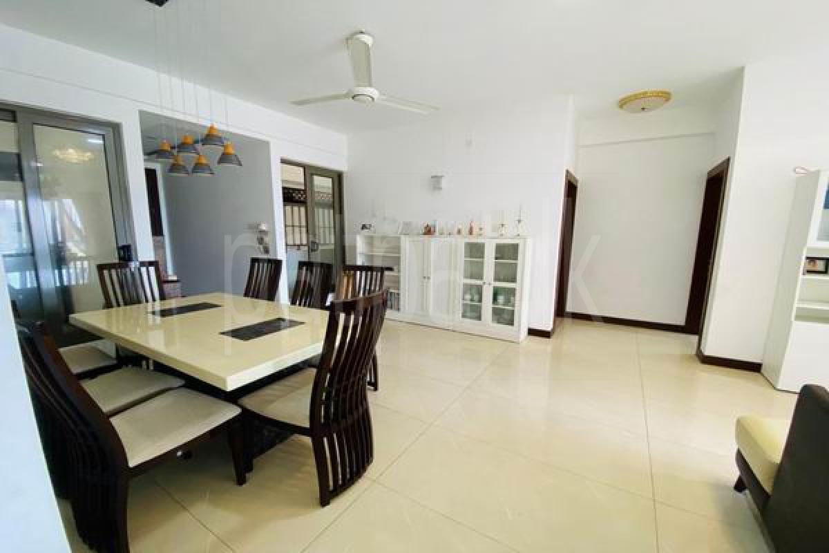 Luxury Apartment for Sale in Kollupitiya (Colombo 03)