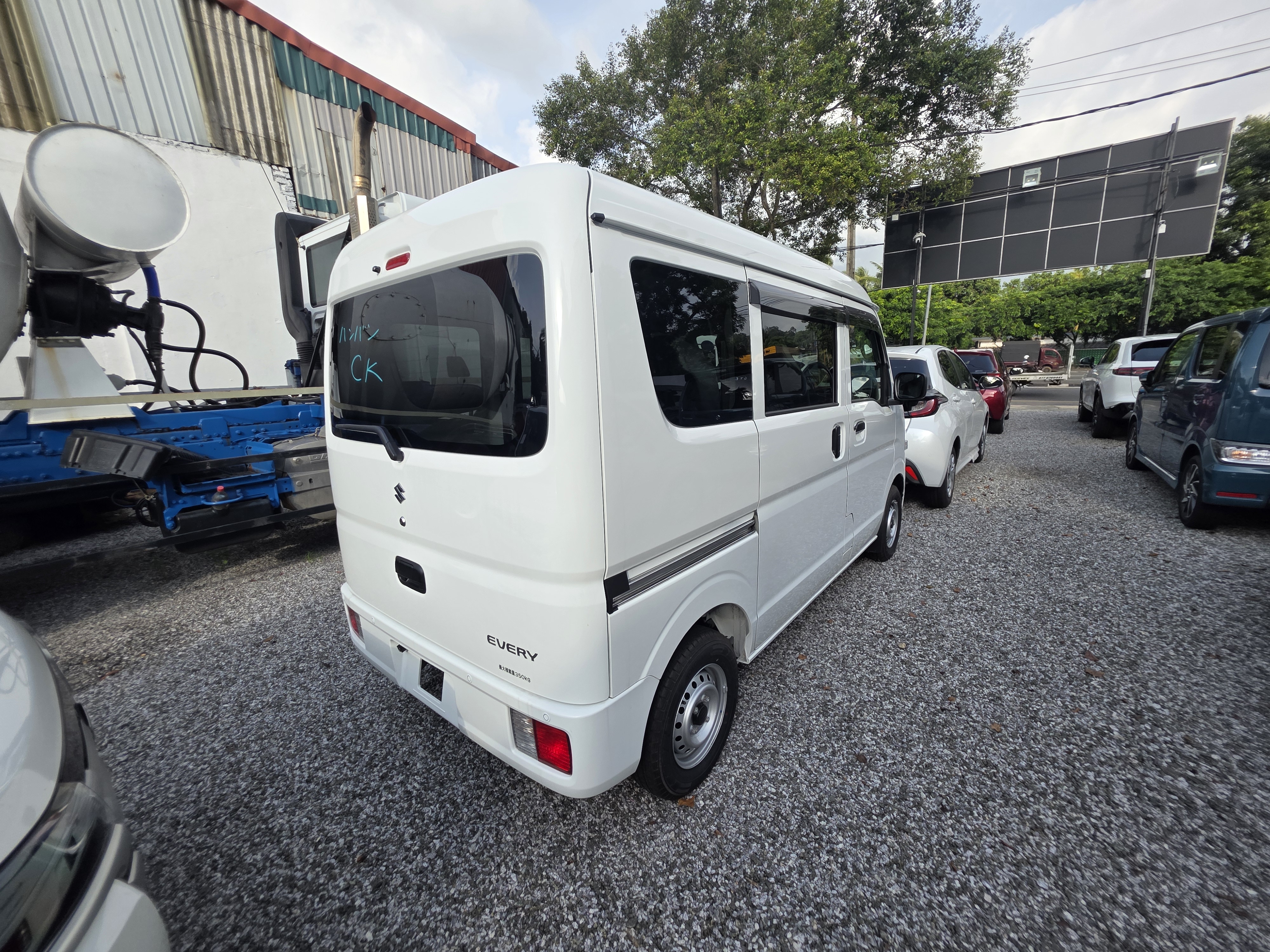 Nissan Clipper 2024 - Brand New Van sale in Sri Lanka - patpat.lk