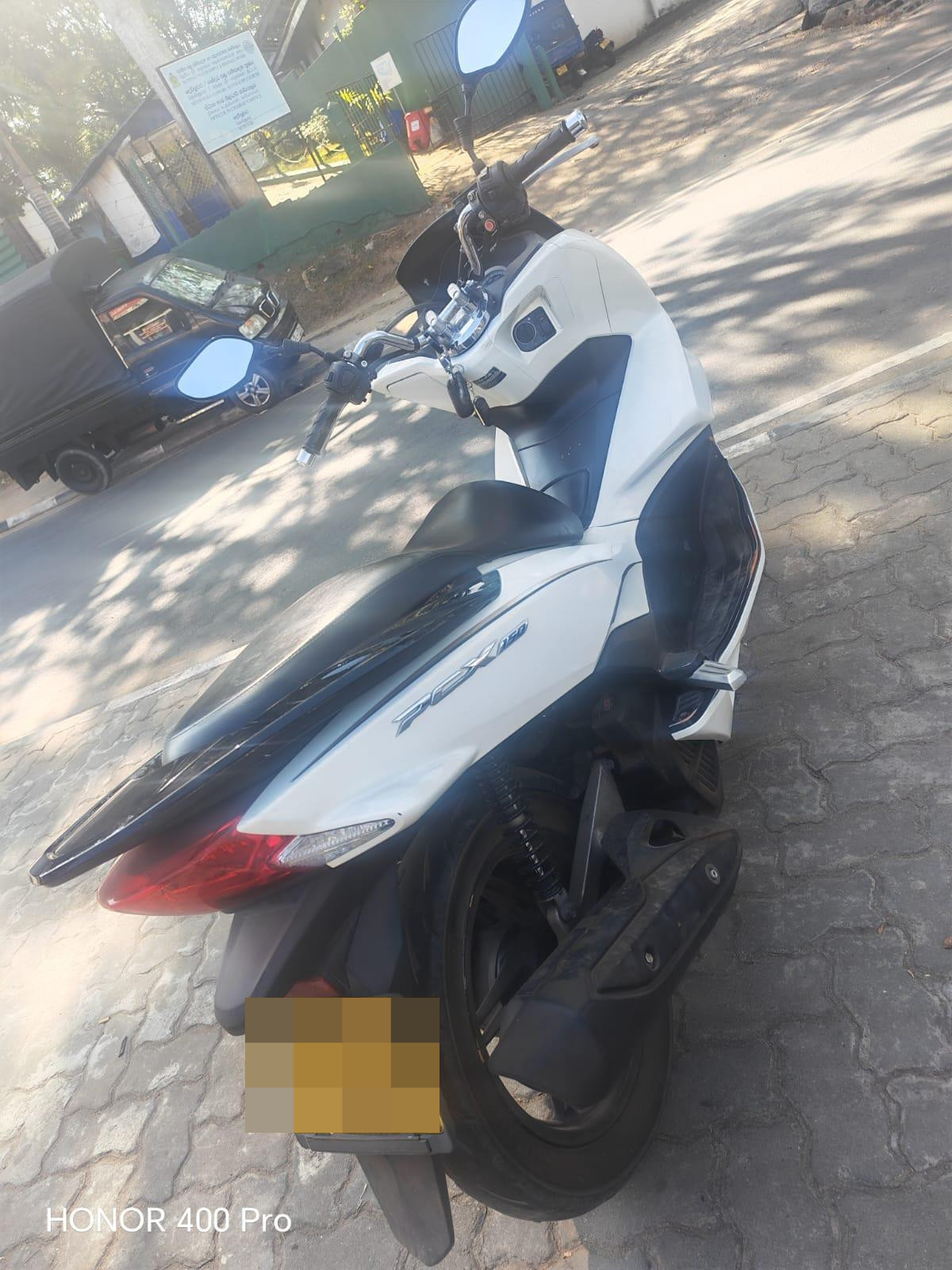 Honda PCX 2017 - Used Bike sale in Sri Lanka - patpat.lk