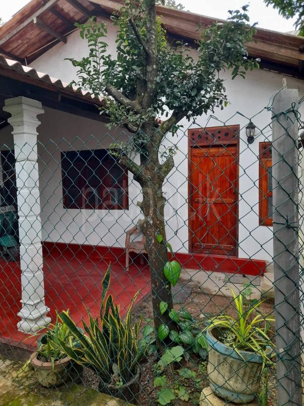 House for Sale in Minuwangoda