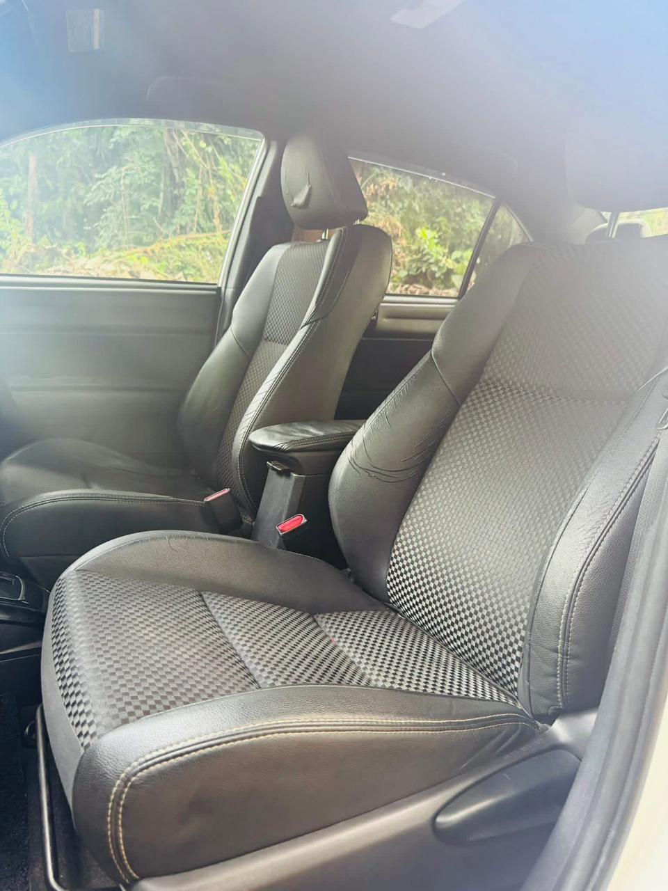 Toyota Axio 2017 - Used Car sale in Sri Lanka - patpat.lk
