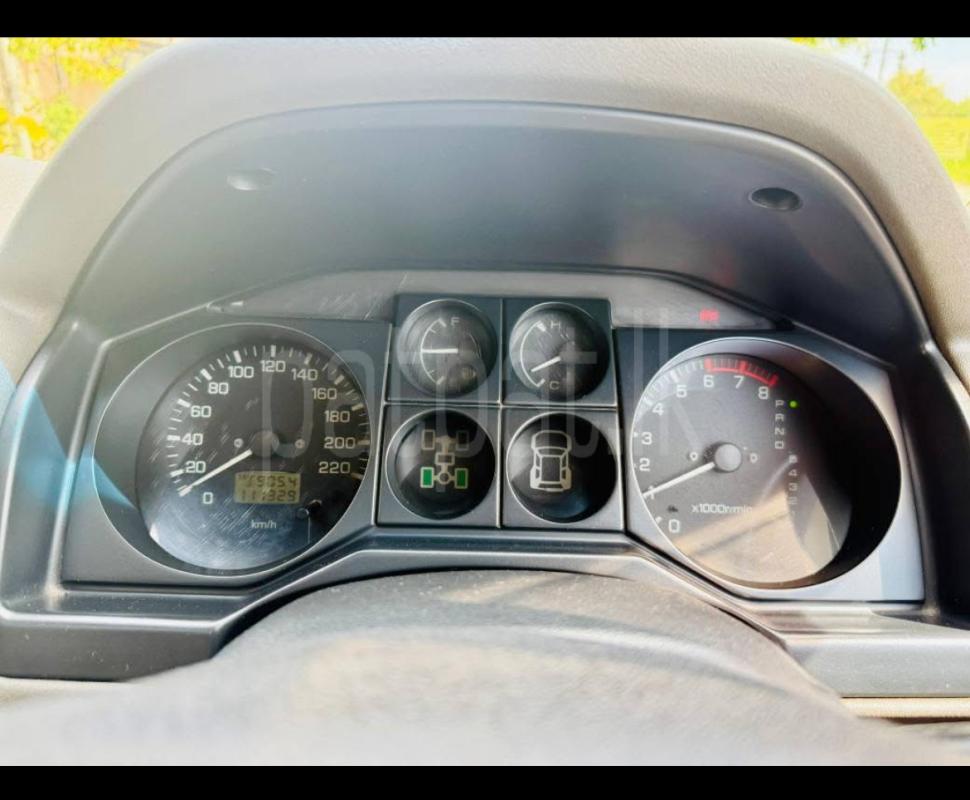 Mitsubishi Montero 2003 - பயன்படுத்தப்பட்டது SUV sale in Sri Lanka - patpat.lk