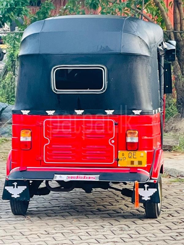 Bajaj 2 stroke 2006 - பயன்படுத்தப்பட்டது முச்சக்கர வண்டி sale in Sri Lanka - patpat.lk