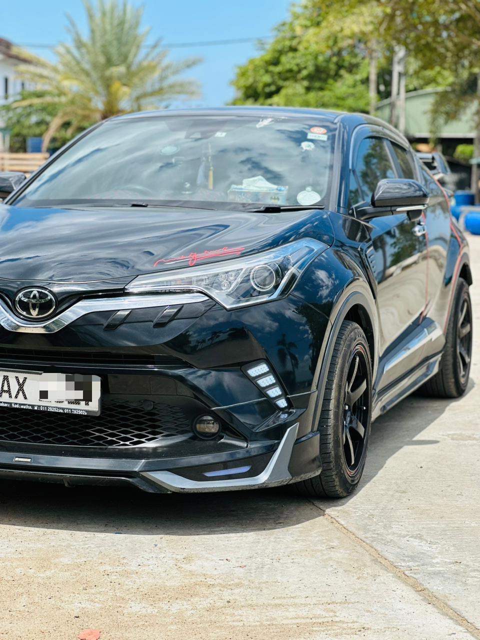 Toyota CHR 2017 - Used SUV sale in Sri Lanka - patpat.lk