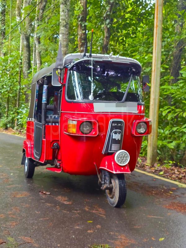 Bajaj 4 stroke 2010 - பயன்படுத்தப்பட்டது முச்சக்கர வண்டி sale in Sri Lanka - patpat.lk