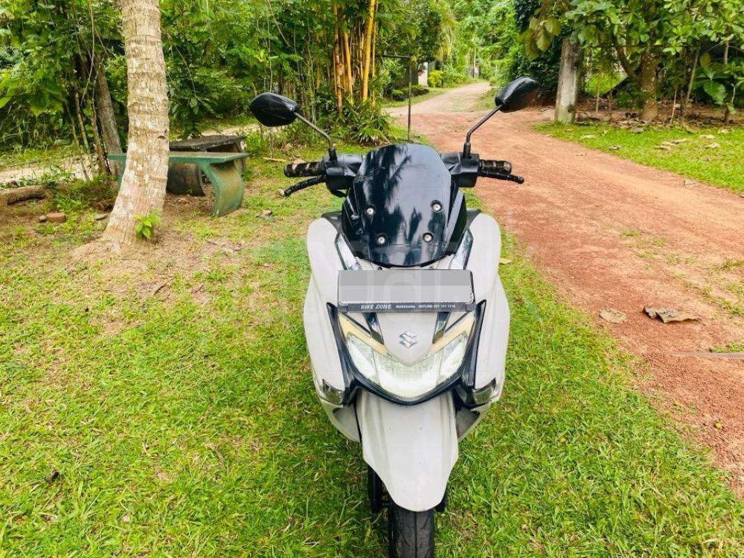 Advertisement image 6