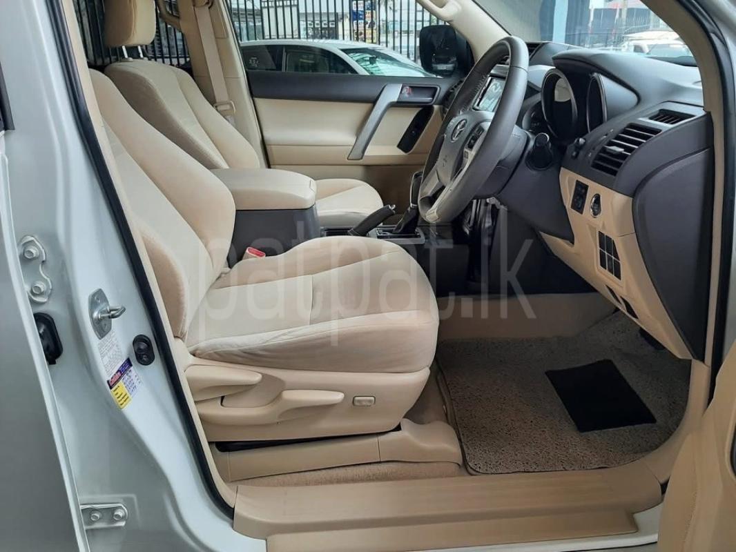 Advertisement image 6