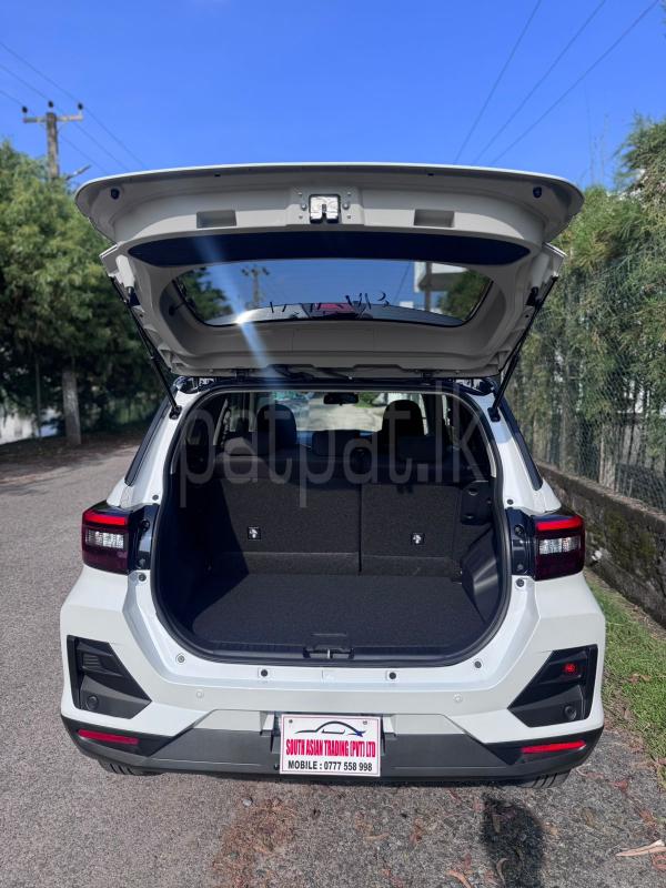 Advertisement image 4