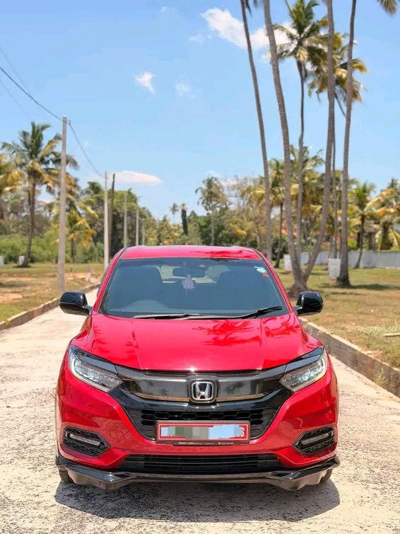 Honda Vezel 2018 ads-image-1