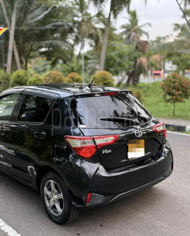 Toyota Vitz 2010 - பயன்படுத்தப்பட்டது கார் sale in Sri Lanka - patpat.lk