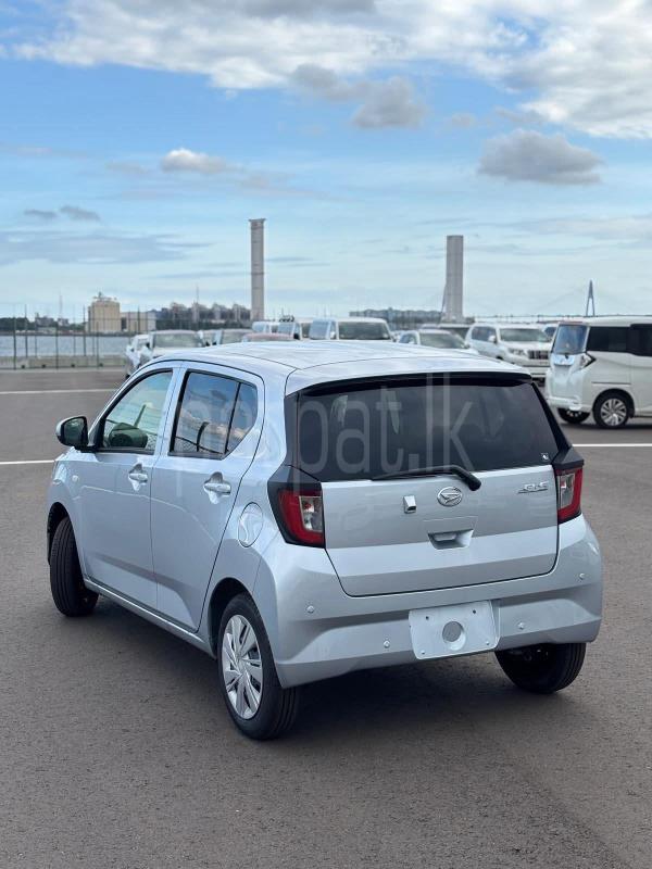 Advertisement image 3