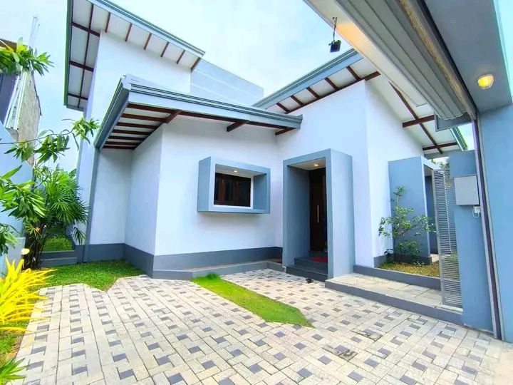 House for Sale in Mattegoda ads-image-1