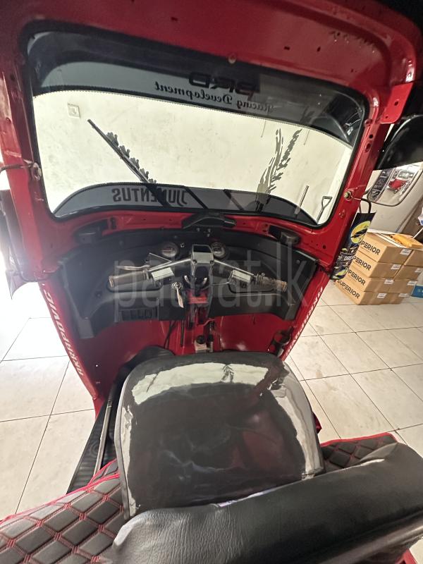 Bajaj Three Wheel 2015 - Used Three wheeler sale in Sri Lanka - patpat.lk