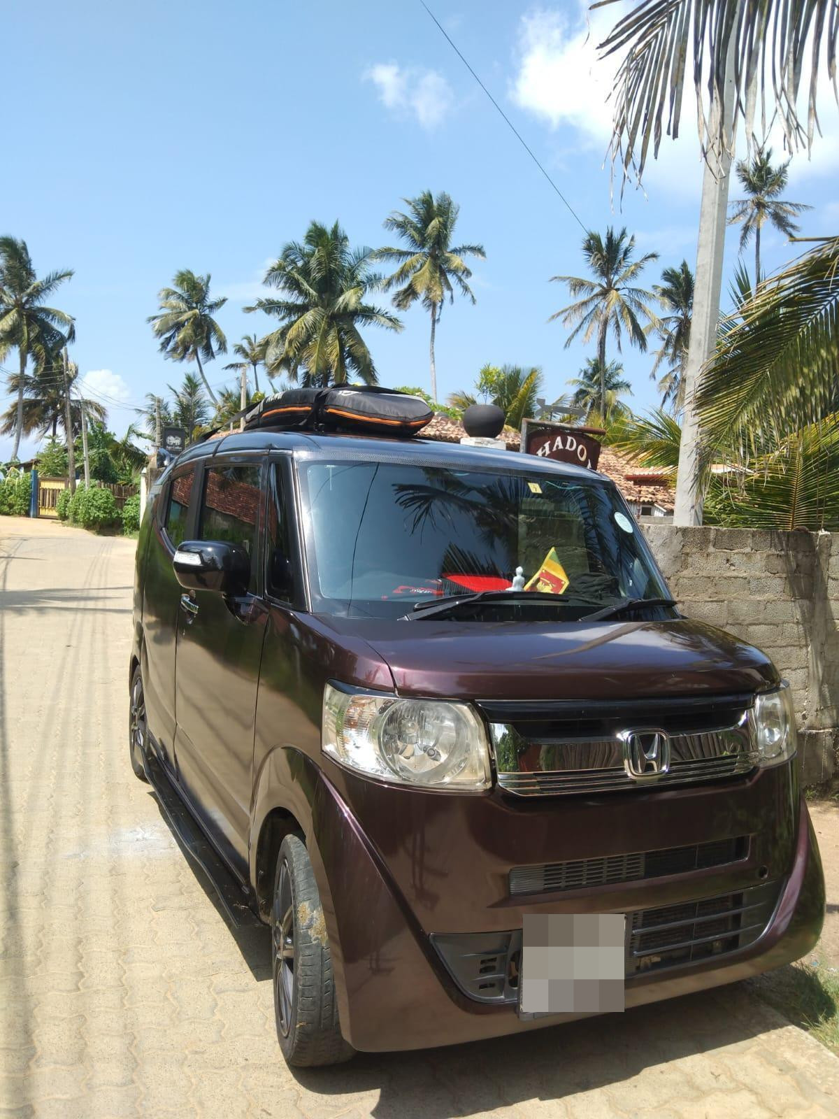 Honda N BOX 2016 - பயன்படுத்தப்பட்டது கார் sale in Sri Lanka - patpat.lk