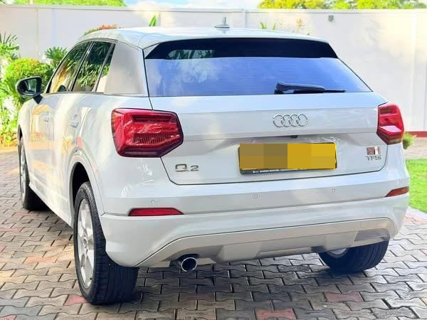 Audi Q2 2018 - பயன்படுத்தப்பட்டது SUV sale in Sri Lanka - patpat.lk