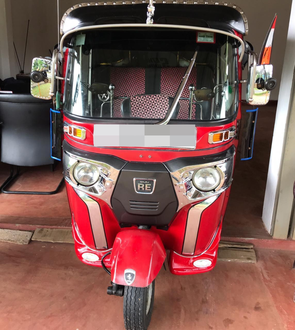 Bajaj Three Wheel 2014 - பயன்படுத்தப்பட்டது முச்சக்கர வண்டி sale in Sri Lanka - patpat.lk