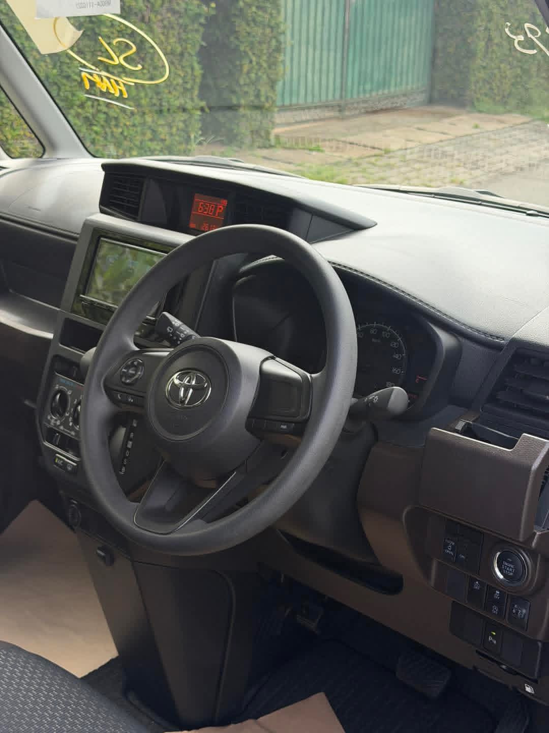 Toyota Roomy 2023 - Reconditioned Van sale in Sri Lanka - patpat.lk