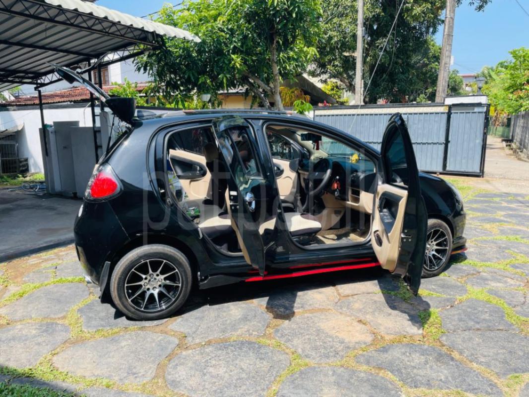 Advertisement image 4