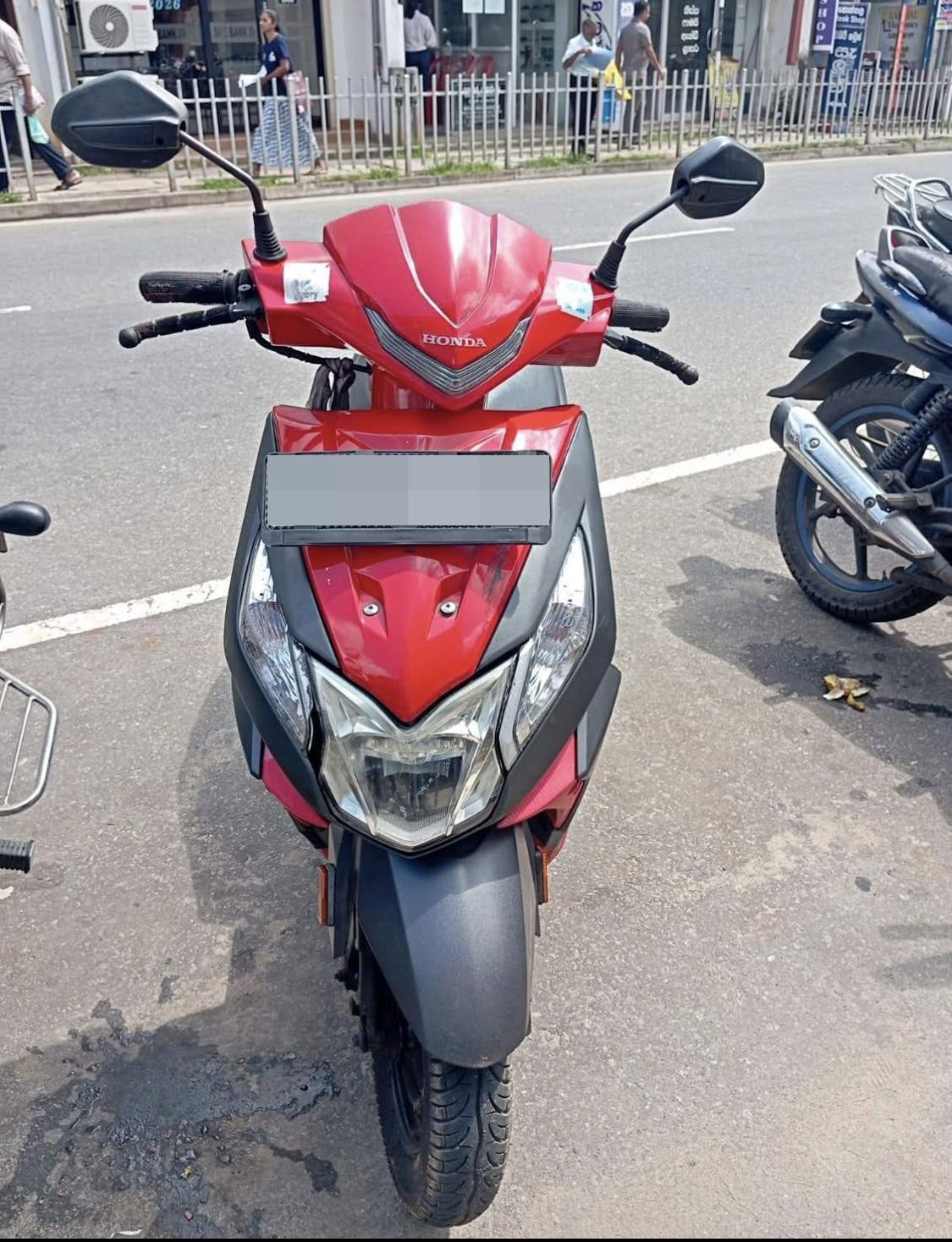 Honda Dio 2019 - பயன்படுத்தப்பட்டது பைக் sale in Sri Lanka - patpat.lk