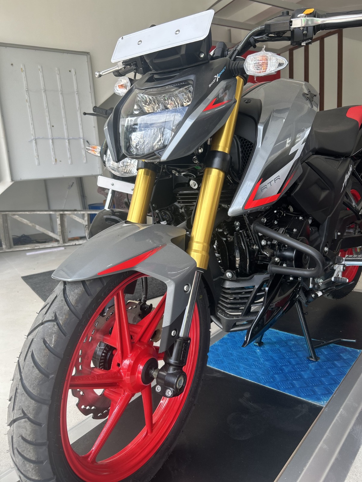 TVS Apache 2026 - Brand New Bike sale in Sri Lanka - patpat.lk