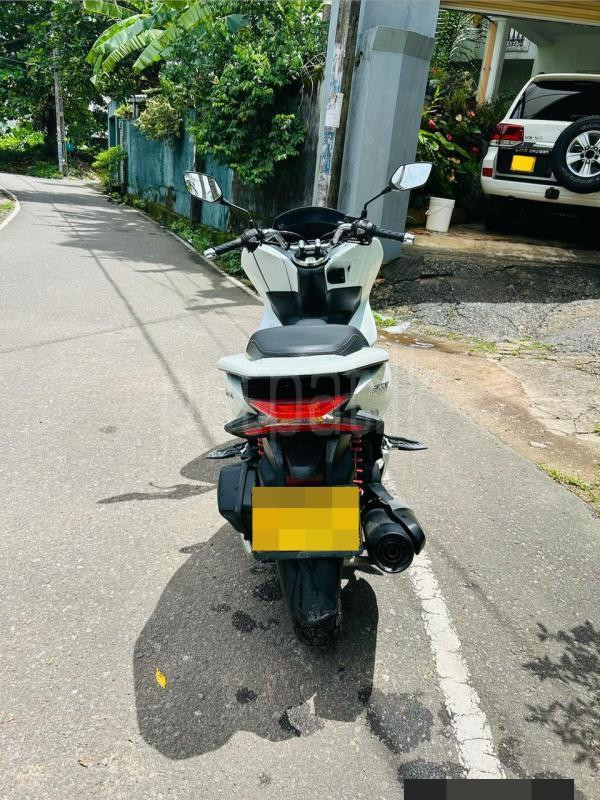 Honda PCX 2021 - பயன்படுத்தப்பட்டது பைக் sale in Sri Lanka - patpat.lk
