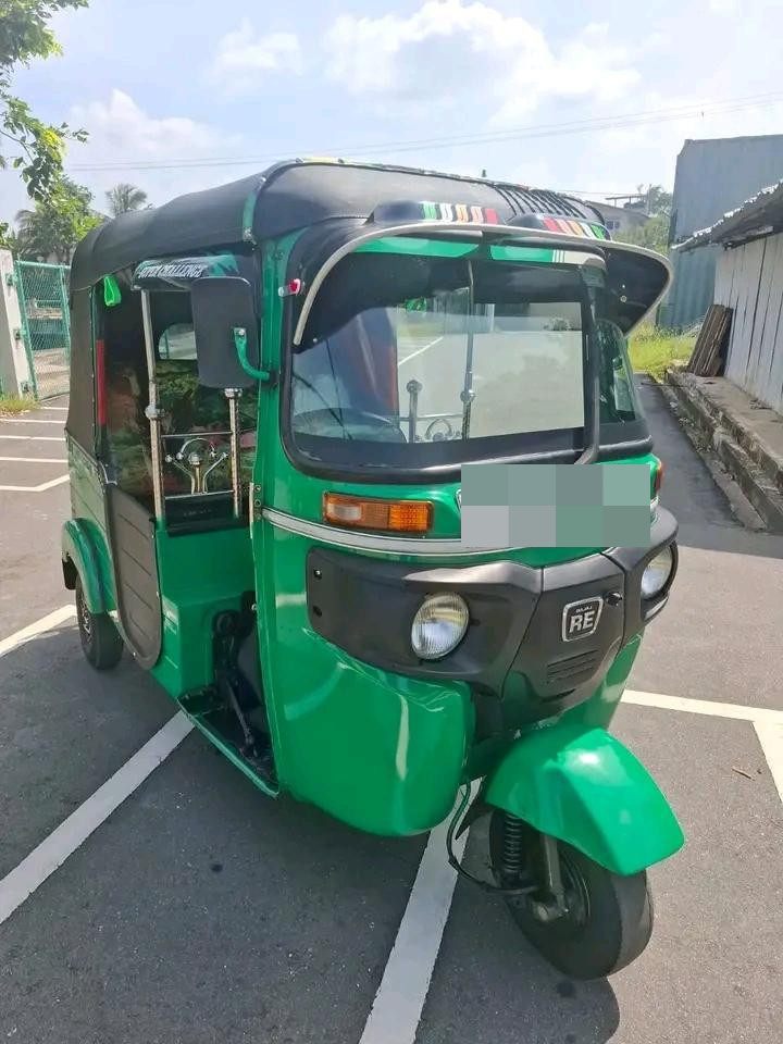 Bajaj Three Wheel 2015 - Used Three wheeler sale in Sri Lanka - patpat.lk
