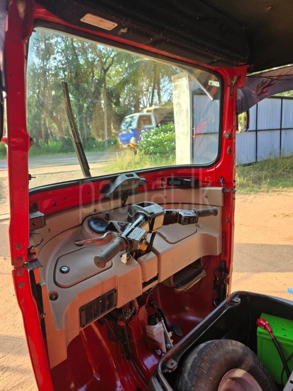 Bajaj Three Wheel 2016 - Used Three wheeler sale in Sri Lanka - patpat.lk