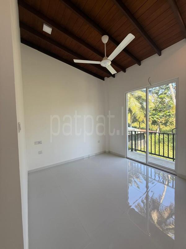 House for Sale in Kahathuduwa