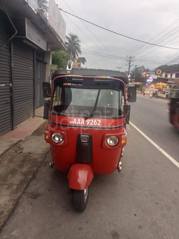 Bajaj 4 stroke 2012 - Used Three wheeler sale in Sri Lanka - patpat.lk