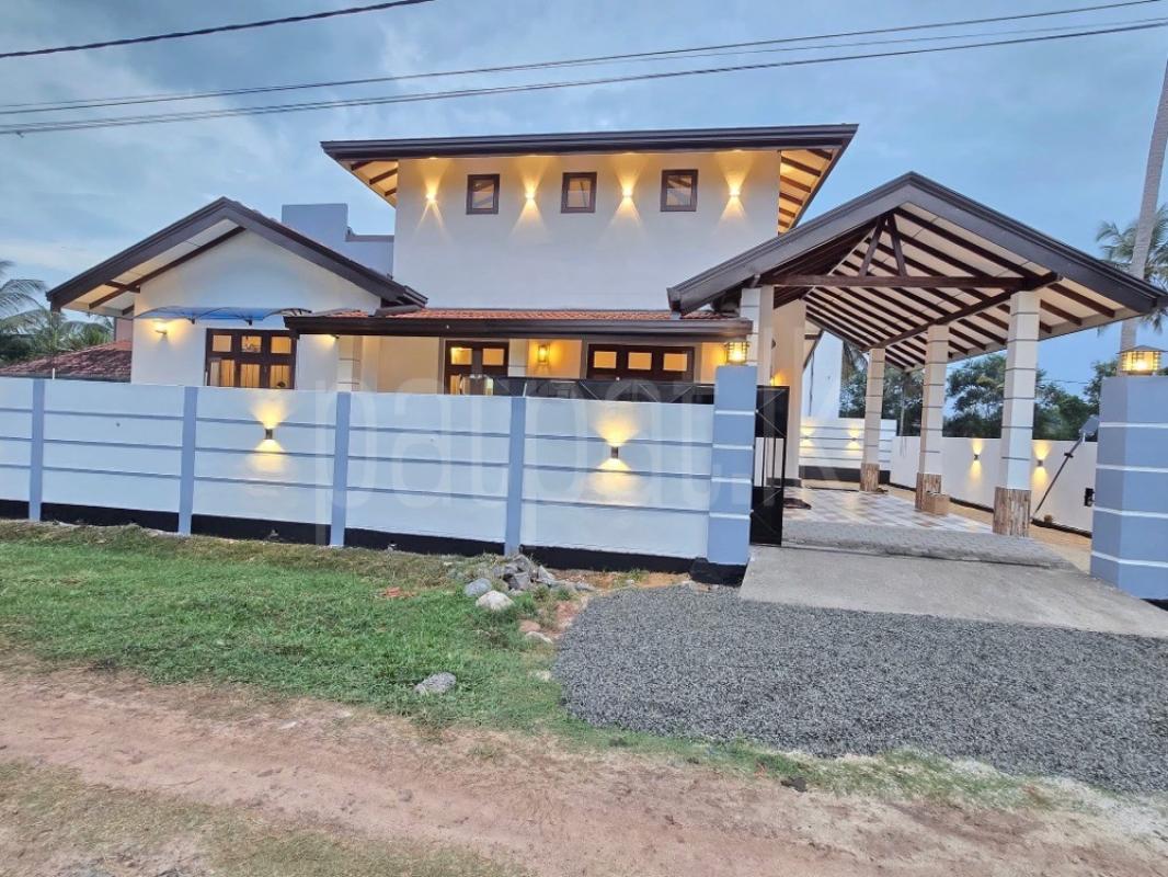 House for Sale in Negombo ads-image-1