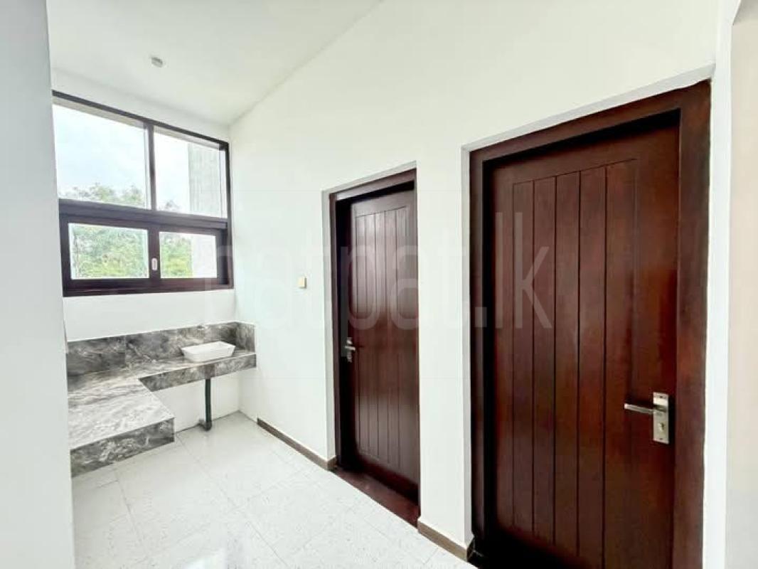 House for Sale in Kaduwela