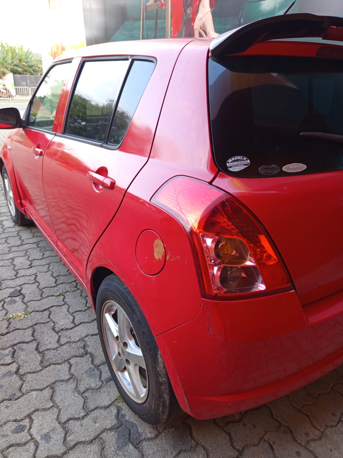 Suzuki Swift 2010 - பயன்படுத்தப்பட்டது கார் sale in Sri Lanka - patpat.lk