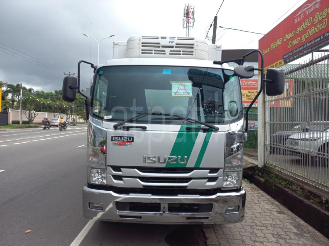 Isuzu Forward 2017 - භාවිතා කරන ලද ට්‍රක් රථය sale in Sri Lanka - patpat.lk