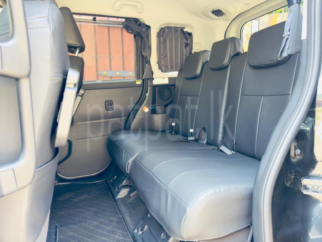 Advertisement image 6