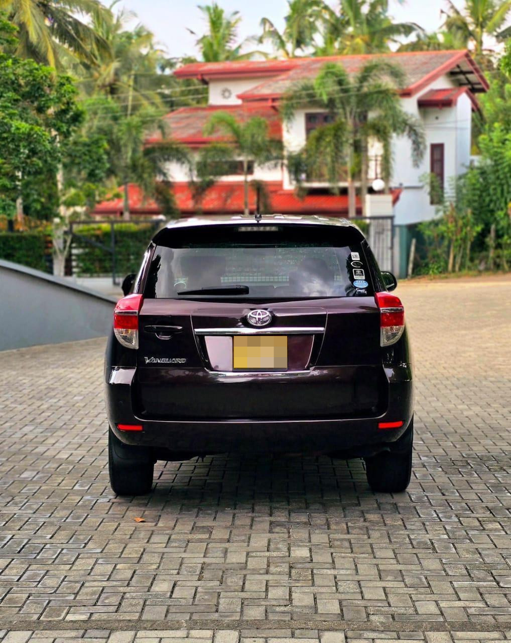 Toyota Vanguard 2013 - பயன்படுத்தப்பட்டது SUV sale in Sri Lanka - patpat.lk